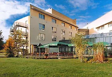 מלון Courtyard By Marriott Berlin טלטאו 4*,